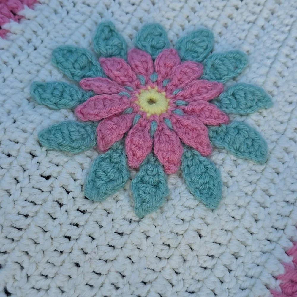 Vtg Handmade Crochet Christmas Tree Skirt White Pink Teal Pointsettia 54 inches